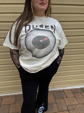 Load image into Gallery viewer, Queen Oversized Tee